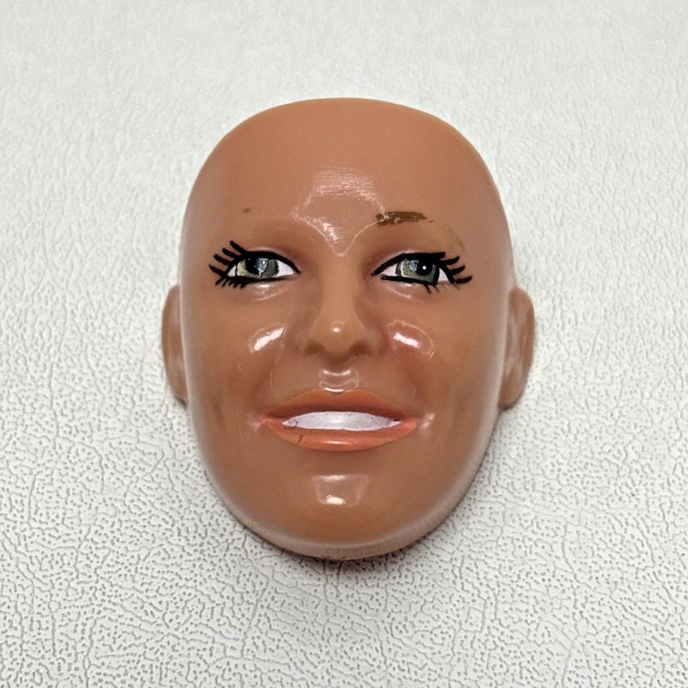 Vintage 70s Kenner Bionic Woman Jamie Sommers‎ Fembot Figure Doll Face Mask Only
